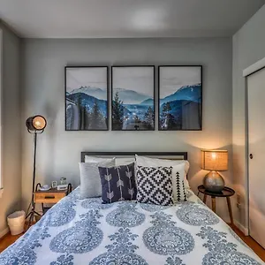 https://belltown-court-south.seattlehotelsites.com