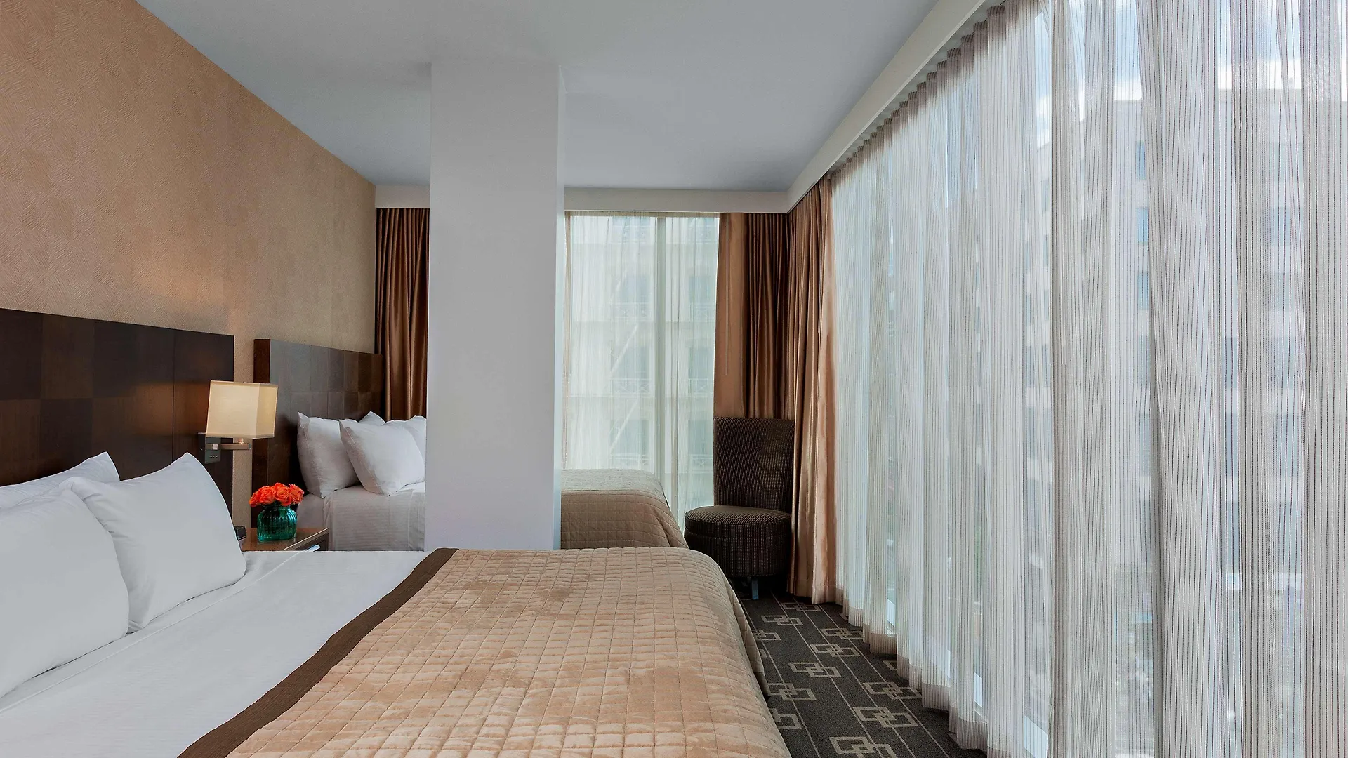 Wyndham Garden Chinatown Hotel New York