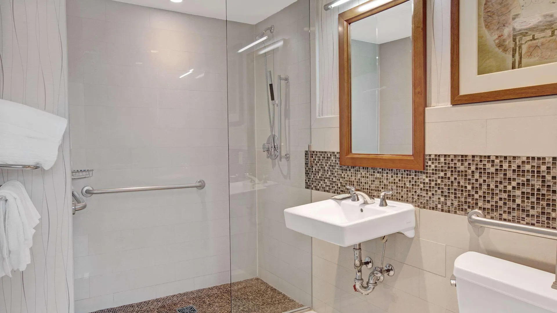 Wyndham Garden Chinatown Hotel New York