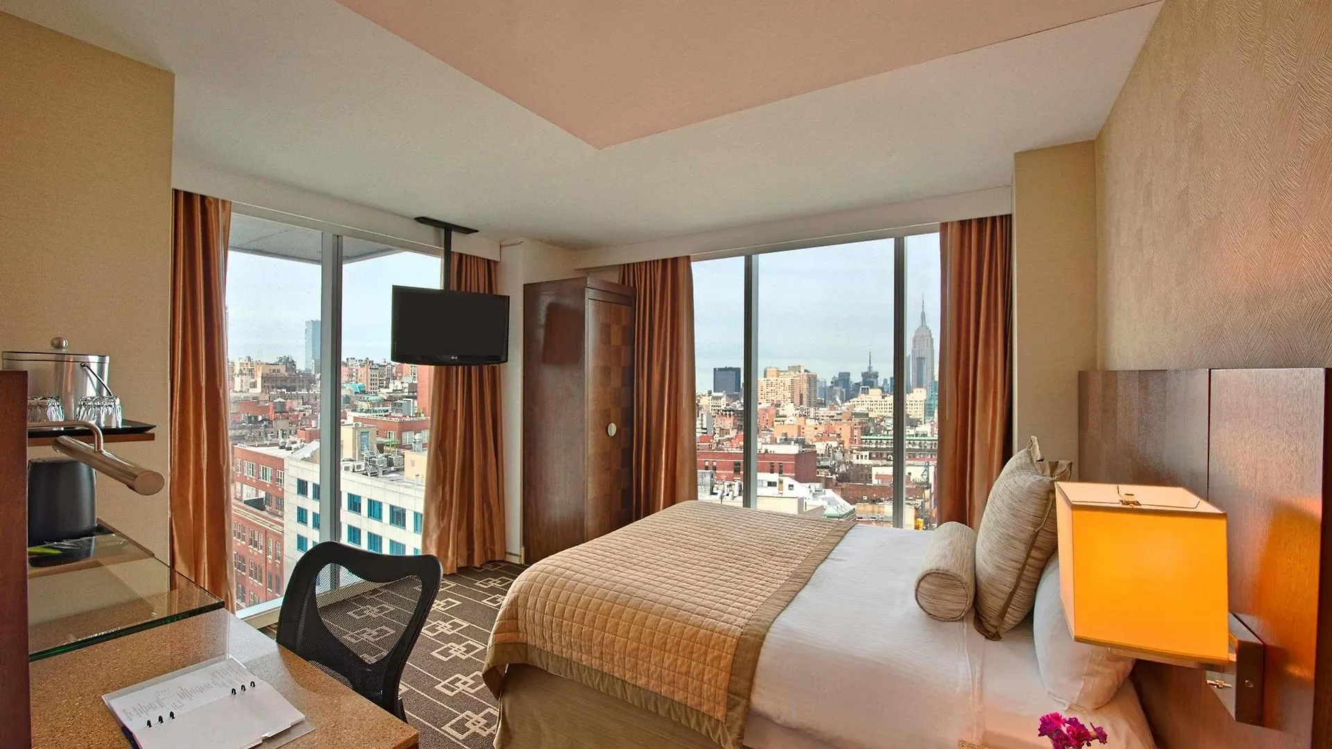 Wyndham Garden Chinatown Hotel New York