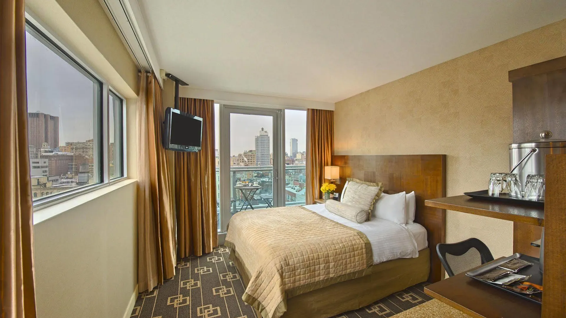 Wyndham Garden Chinatown Hotel New York