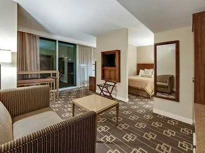 Wyndham Garden Chinatown Hotel New York